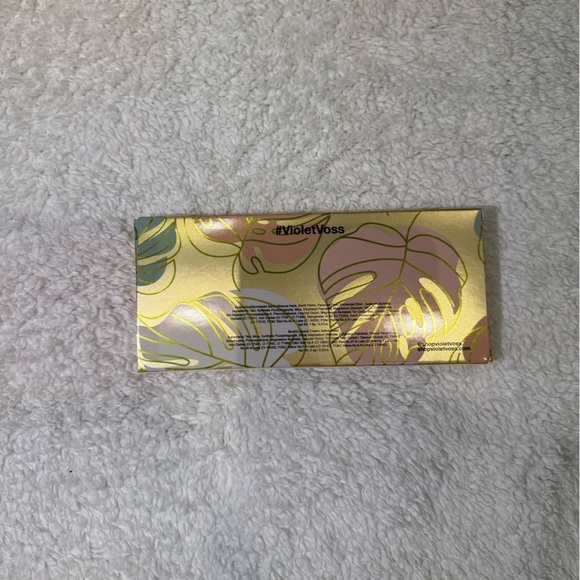 Violet Voss Cosmetics - Pretty In Paradise Face & Shadow Palette - Picture 4 of 4